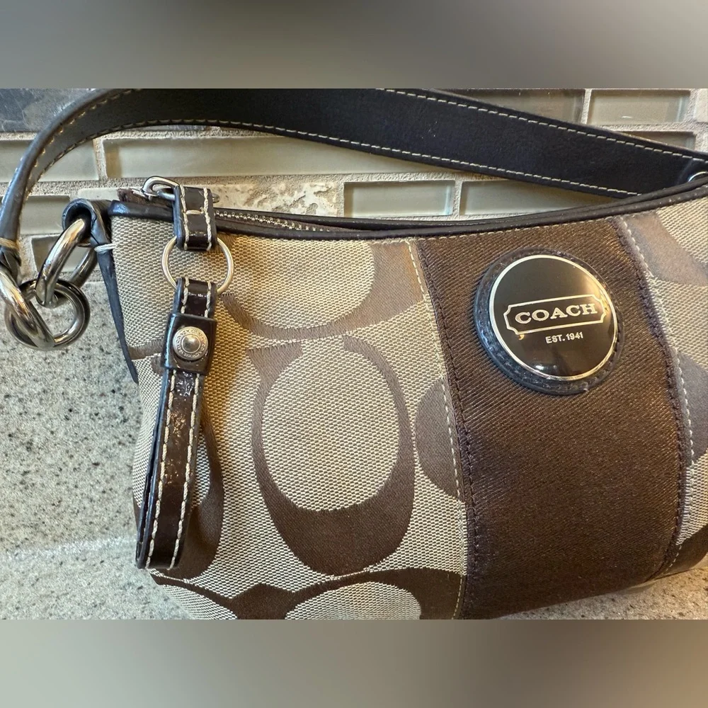 VTG Coach Brown/Tan Signature C Jacquard Shoulder Bag Purse - Picture 5 of 15